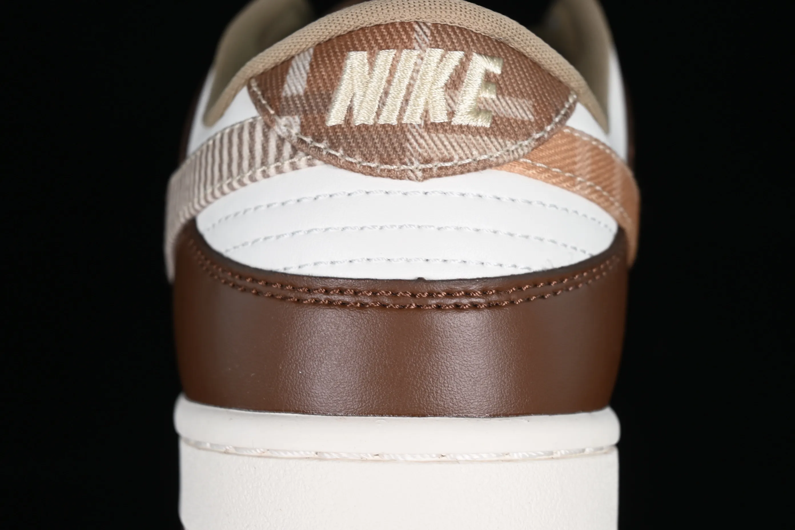 All categories Nk SB Dunk series Nk SB Dunk Low low-top sneakers F version Nk Dunk Low "Brown Plaid" white and brown stitching SB low-top casual sneakers FV3653-191